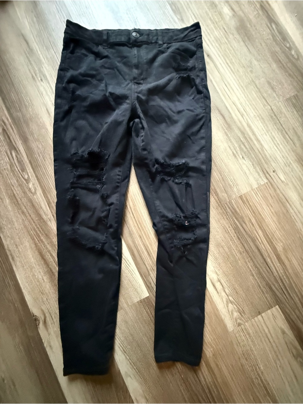 American Eagle Outfitters Black Ripped Skinny Jeans
